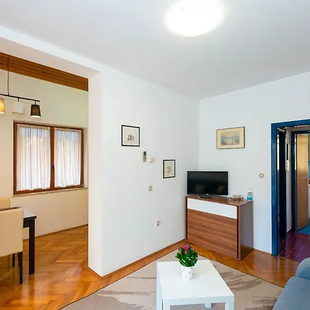 Apartament D&v *